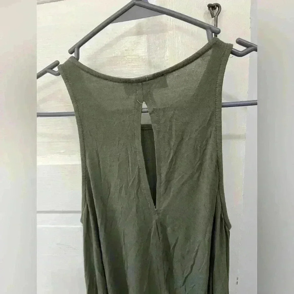 Lulus Olive Green mini‎ sundress with pockets size small - Picture 5 of 7